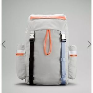 RARE / Lululemon Wunderlust Backpack 25L